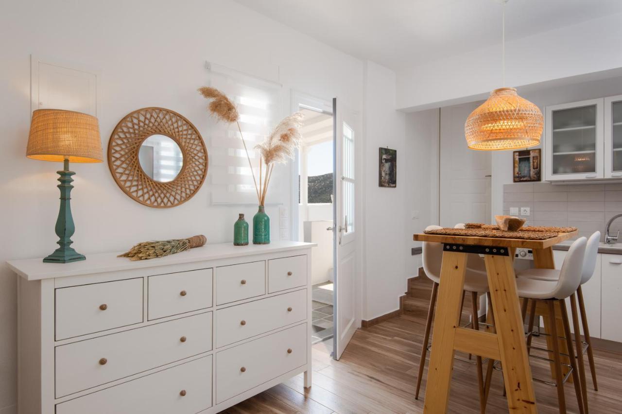 Miles Away Luxury Apartments Platis Gialos  Extérieur photo