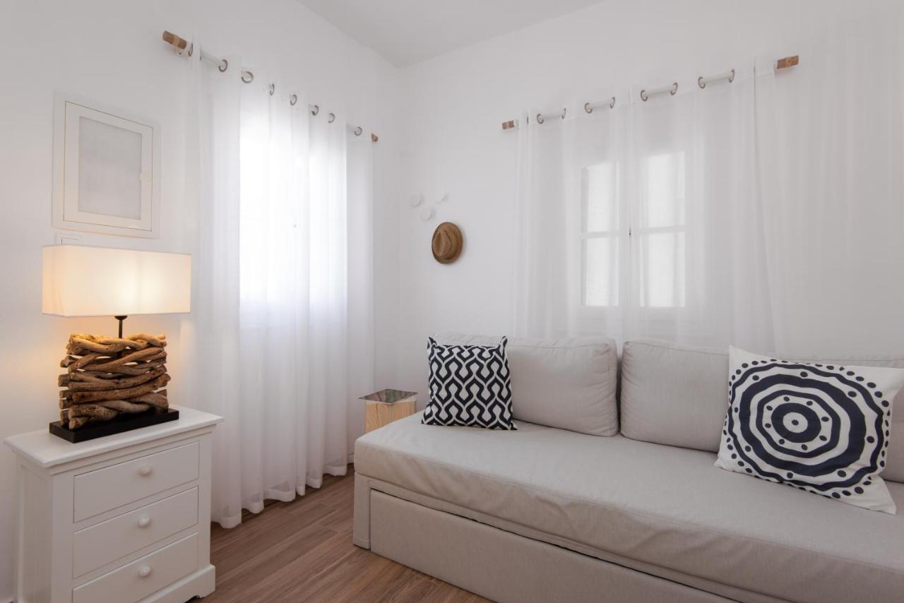 Miles Away Luxury Apartments Platis Gialos  Extérieur photo