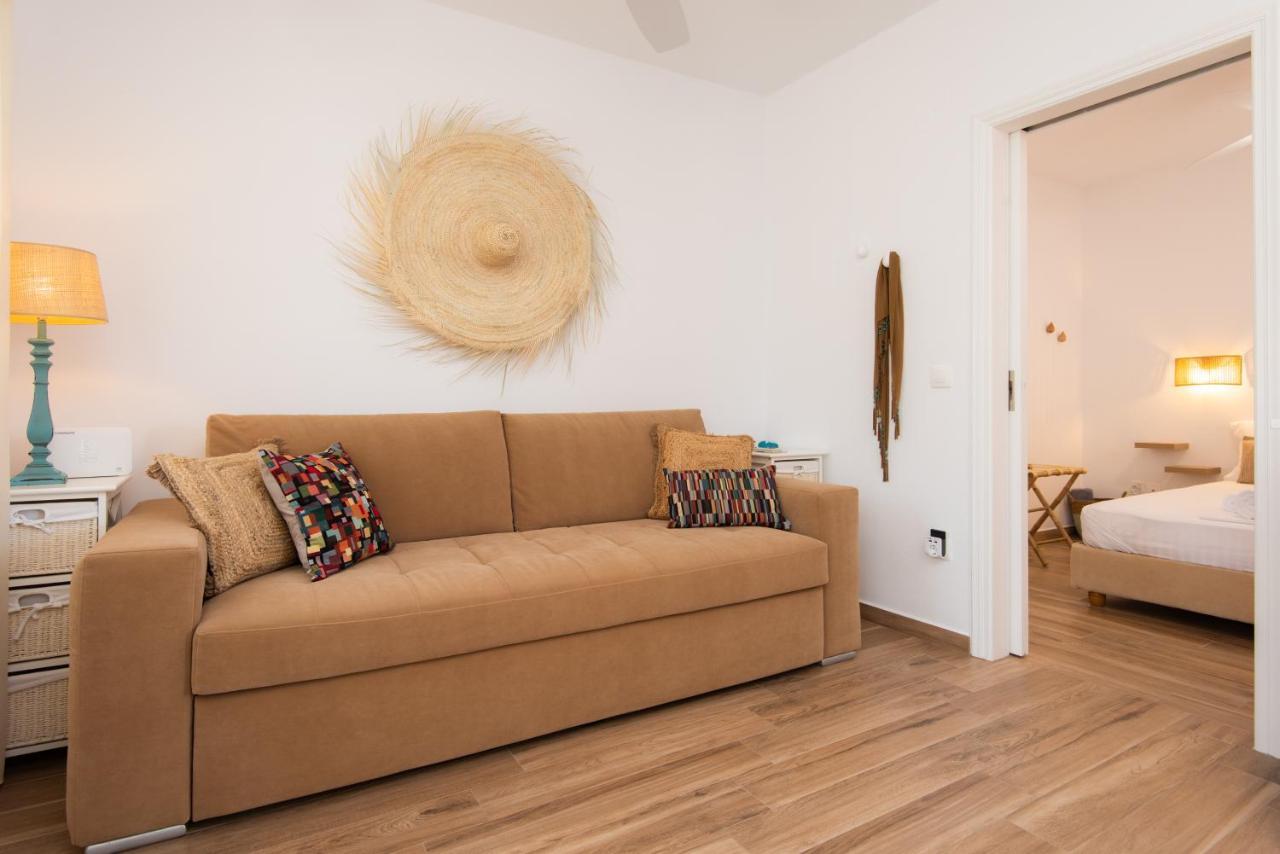 Miles Away Luxury Apartments Platis Gialos  Extérieur photo
