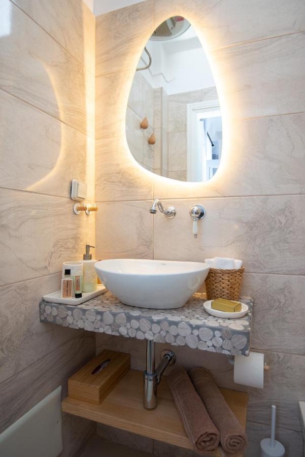 Miles Away Luxury Apartments Platis Gialos  Extérieur photo
