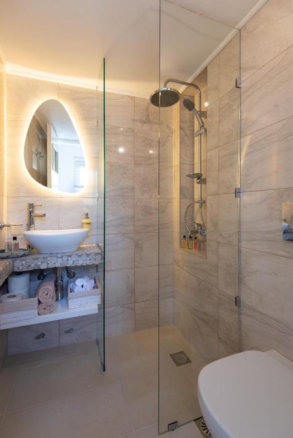 Miles Away Luxury Apartments Platis Gialos  Extérieur photo
