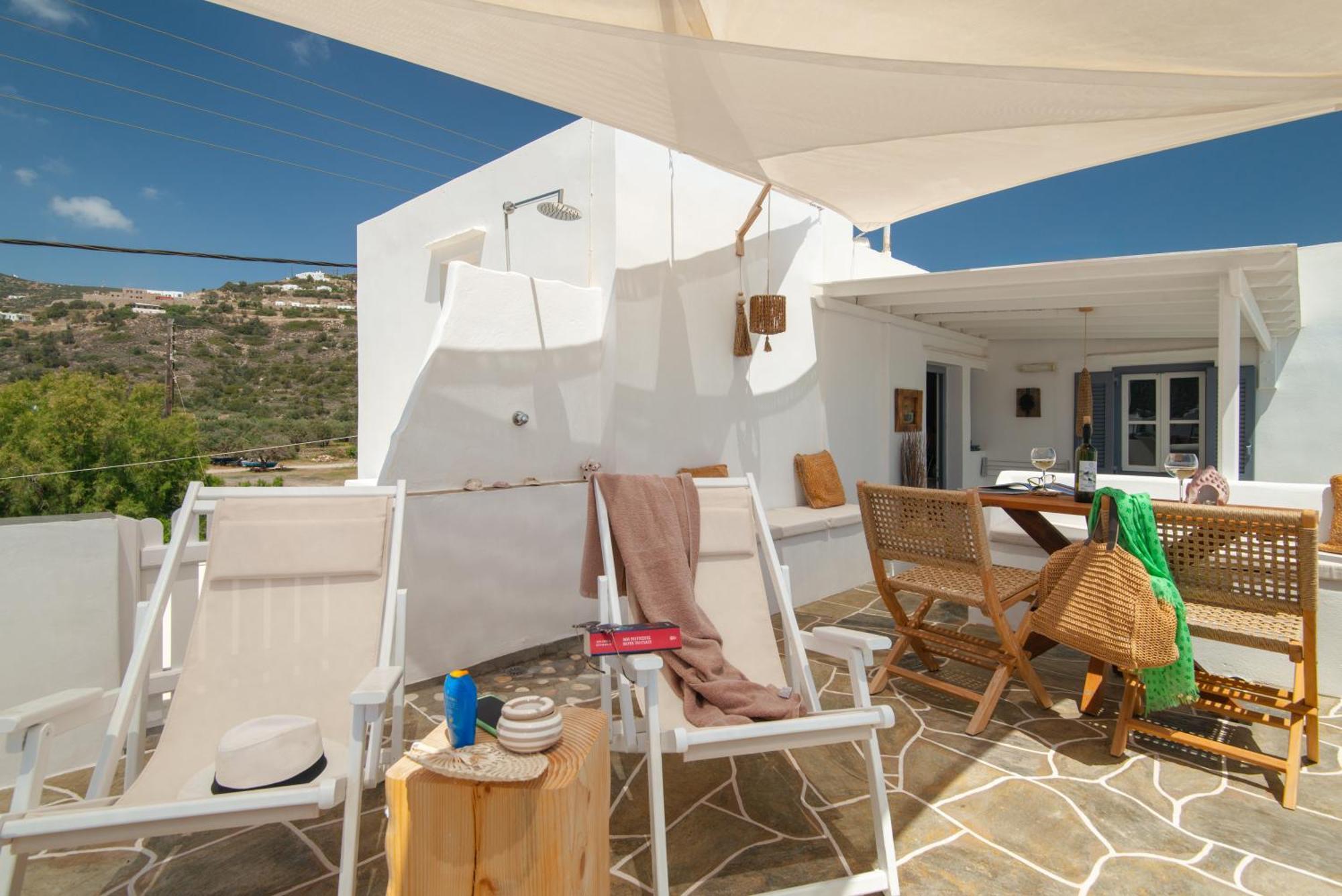 Miles Away Luxury Apartments Platis Gialos  Extérieur photo