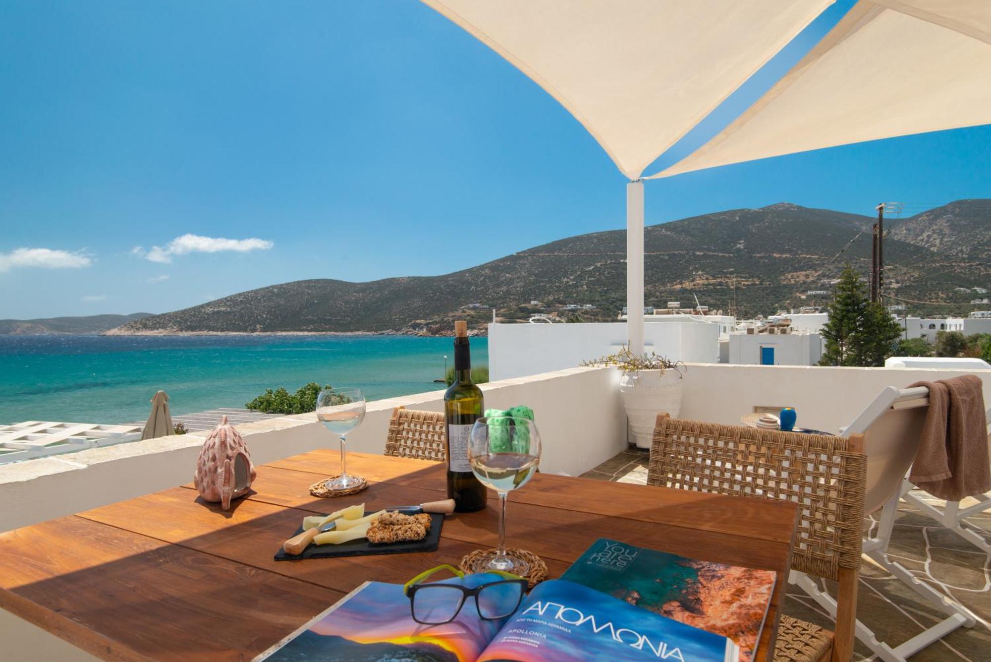 Miles Away Luxury Apartments Platis Gialos  Extérieur photo