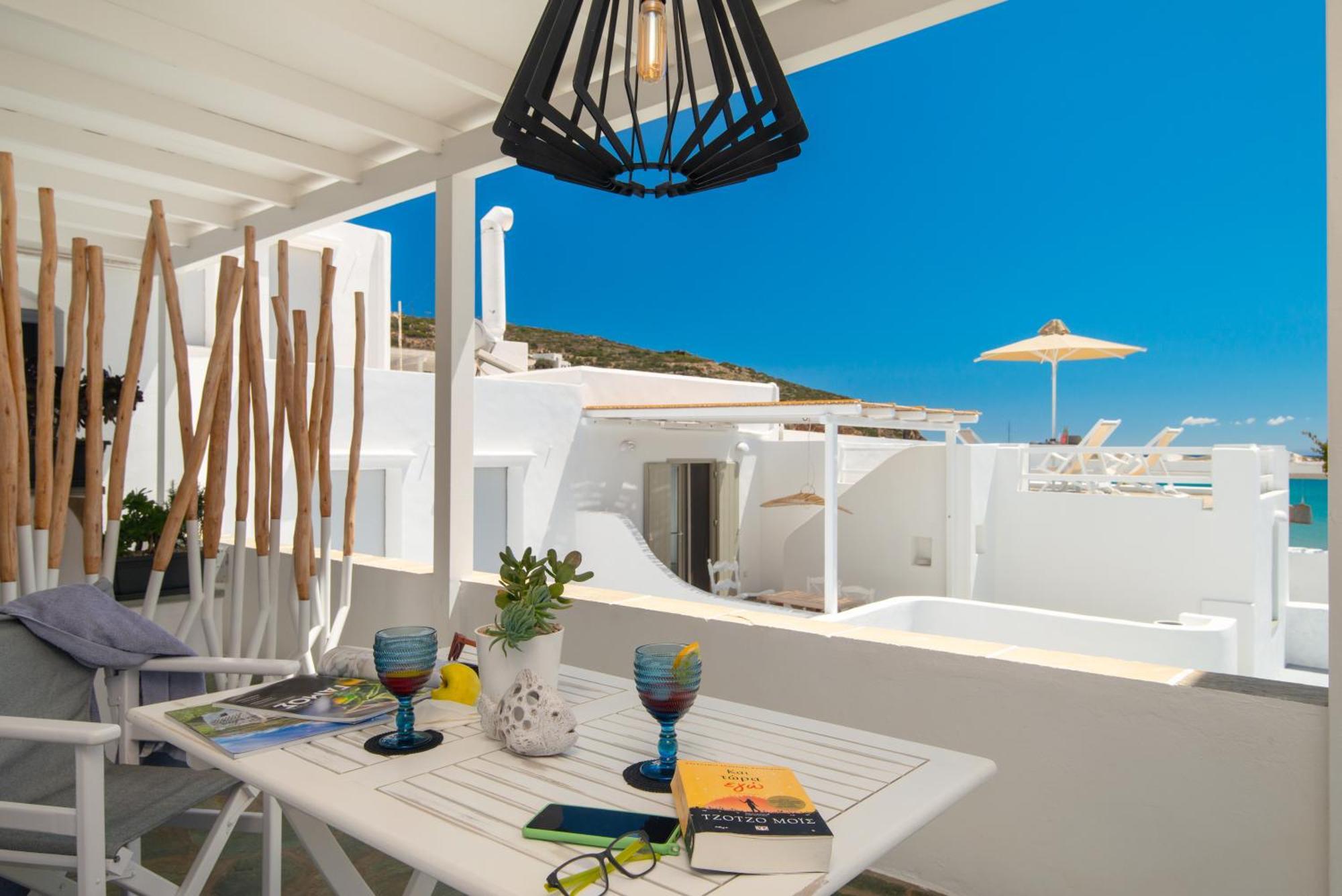 Miles Away Luxury Apartments Platis Gialos  Extérieur photo